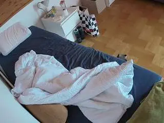 Camsoda Sex Chat of voyeurcam-julmodels-greybed-1
