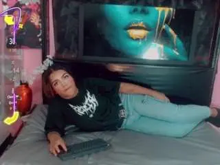 Camsoda Free Live Porn of alejandra-montenegro