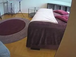 Camsoda Free Porn Cam of voyeurcam-julmodels-whitebed-6