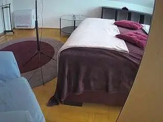 Camsoda Free Porn Cam of voyeurcam-julmodels-whitebed-6