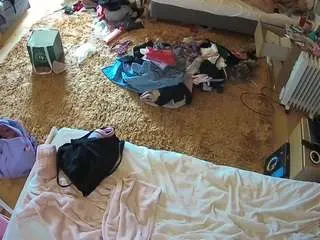 Camsoda Watch Live Sex Cams of voyeurcam-julmodels-whitebed-5