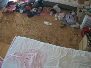 Camsoda Free Live Porn of voyeurcam-julmodels-whitebed-5
