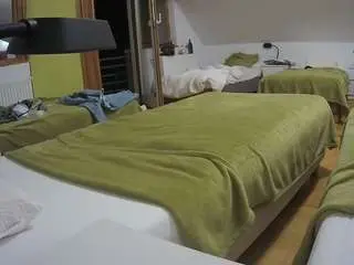 Camsoda Live Porn of voyeurcam-julmodels-bed-2