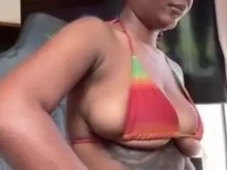 Camsoda Nude Webcam of ebony-bru
