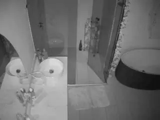 Camsoda Live Sex Cam of voyeurcam-casa-salsa-bathroom-6