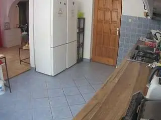 Camsoda Free Porn Cam of voyeurcam-julmodels-kitchen