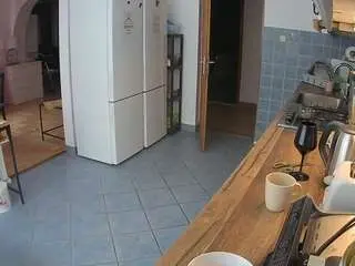 Camsoda Free Porn Cam of voyeurcam-julmodels-kitchen