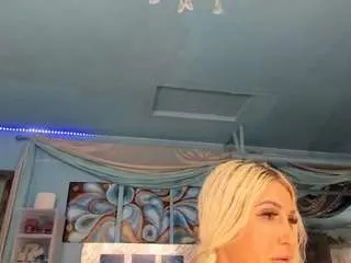 Camsoda Live Porn of adrianna777