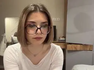 Camsoda Nude Webcam of ramonitamerle