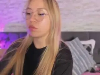 Camsoda Live Sex of rachel-quenby