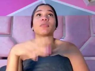 Camsoda Sex Cam of angelinajoliee