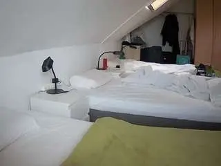 Camsoda Private Sex Chat of voyeurcam-julmodels-bed-4
