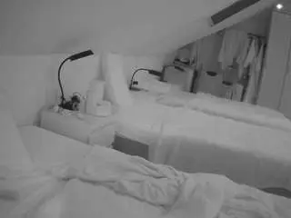 Camsoda Best live sex cam show of voyeurcam-julmodels-bed-4