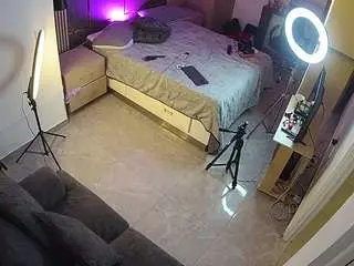 Camsoda Live Sex Cam of voyeurcam-casa-salsa-bedroom-11