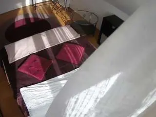 Camsoda Sex Cam of voyeurcam-julmodels-whitebed-2