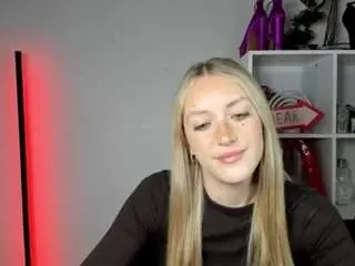 Camsoda Adult Video Chat of evelynblond