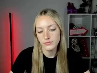 Camsoda Adult Webcam of evelynblond