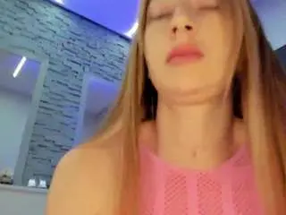 Camsoda Adult Webcam of reina-cummingss