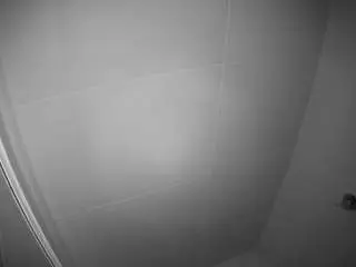Camsoda Nude Webcam of voyeurcam-casa-salsa-bathroom-8