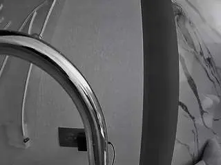 Camsoda Live Sex Cam of voyeurcam-casa-salsa-bathtub-pov
