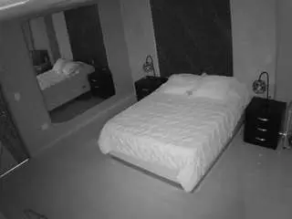 Camsoda Nude Webcam of voyeurcam-casa-salsa-bedroom-4