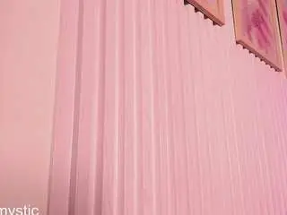Camsoda Adult Video Chat of mia-mystic