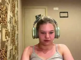 Camsoda Best Webcam of adrianpatterson