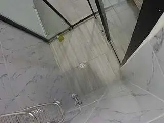 Camsoda Private Sex Chat of voyeurcam-jb-shower-2