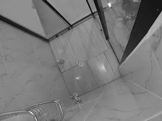 Camsoda Nude Webcam of voyeurcam-jb-shower-2