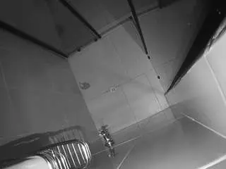 Camsoda Private Sex Chat of voyeurcam-jb-shower-2