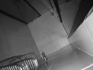 Camsoda Private Sex Chat of voyeurcam-jb-shower-2