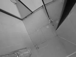 Camsoda Nude Webcam of voyeurcam-jb-shower-2