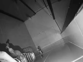 Camsoda Nude Webcam of voyeurcam-jb-shower-2