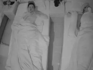 Camsoda Live Porn of voyeurcam-julmodels-bed-5