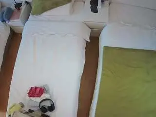 Camsoda Adult Webcams of voyeurcam-julmodels-bed-5