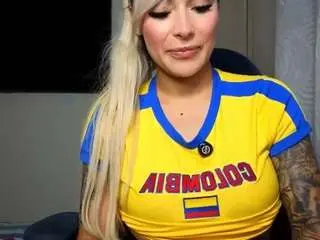 Camsoda Watch Live Sex Cams of mia-hott