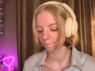 Camsoda Nude Webcam of marcenemorici