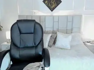 Camsoda Watch Live Sex Cams of martina-evan