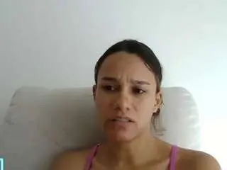 Camsoda Watch Live Sex Cams of kelayabrunette