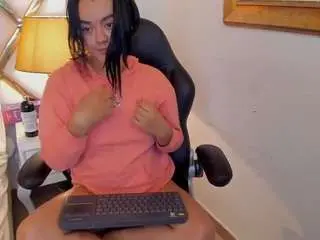 Camsoda Sex Cam of perlawatson