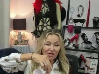Camsoda Live Porn of luxcrystal