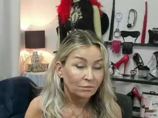 Camsoda Best live sex cam show of luxcrystal