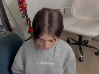 Camsoda Adult Webcams of brunettee-1