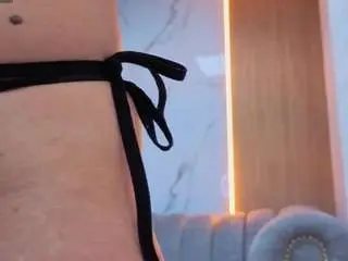 Camsoda Watch Live Sex Cams of lola-roses-tf
