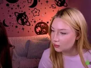 Camsoda Watch Live Sex Cams of playful-sophie