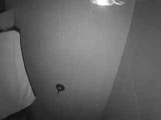 Camsoda Private Sex Chat of voyeurcam-casa-salsa-bathroom-11
