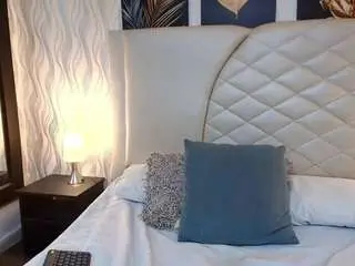 Camsoda Best Webcam of amberr-greyy