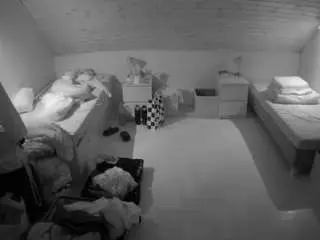Camsoda Free Live Porn of voyeurcam-julmodels-greybed-3