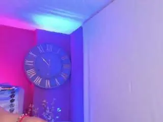 Camsoda Sex Cam of inndra-hot