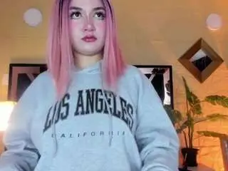 Camsoda Free Porn Cam of megan-devon